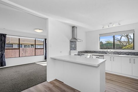 Photo of property in 32 Greenock Street, Redwood, Christchurch, 8051