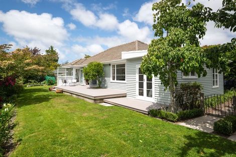Photo of property in 15 Joyce Crescent, Ilam, Christchurch, 8041
