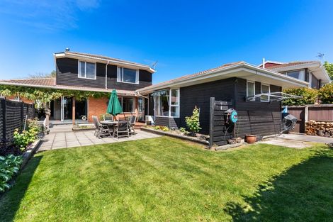 Photo of property in 36 Solway Avenue, Ilam, Christchurch, 8041