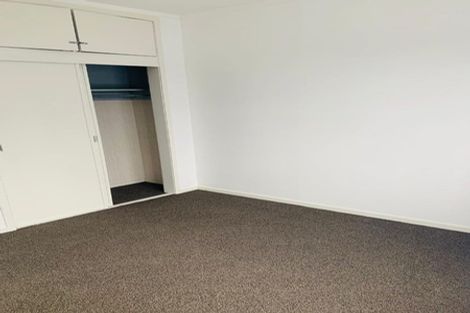 Photo of property in 2/70 Bentley Avenue, Glenfield, Auckland, 0629