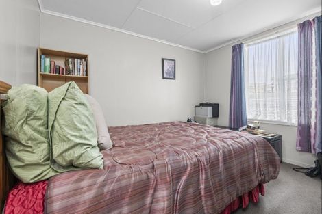 Photo of property in 4 Ngahina Street, Marton, 4710