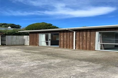 Photo of property in 12 Naumai Place, Spotswood, New Plymouth, 4310