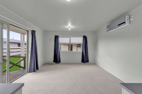 Photo of property in 6 Camden Place, Pukete, Hamilton, 3200