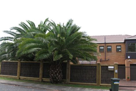Photo of property in 2/1 Milford Park Place, Milford, Auckland, 0620