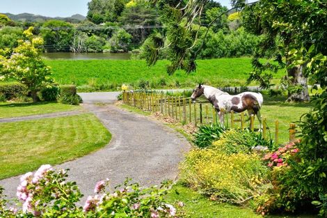 Photo of property in 122 Kaiwhaiki Road, Kaiwhaiki, Whanganui, 4575