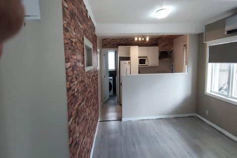 Photo of property in 4 Mills Road, Brooklyn, Wellington, 6021