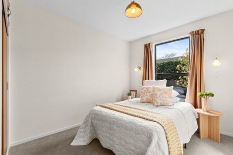 Photo of property in 8 Parr Place, Ilam, Christchurch, 8041