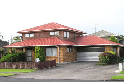 Photo of property in 2/38 Sunderlands Road, Half Moon Bay, Auckland, 2012