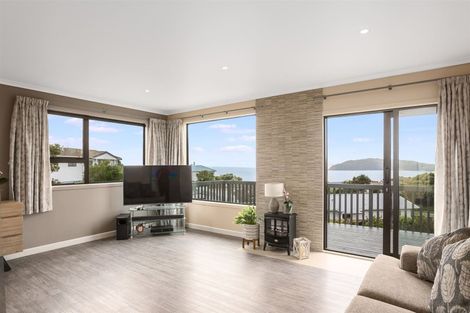 Photo of property in 9 Moki Street, Titahi Bay, Porirua, 5022