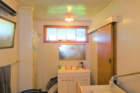 Photo of property in 23 Johnston Street, Foxton, 4814