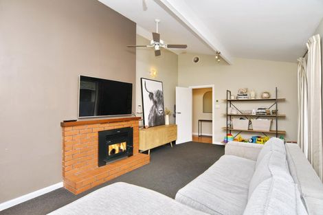 Photo of property in 54 Oriana Crescent, Hornby, Christchurch, 8042