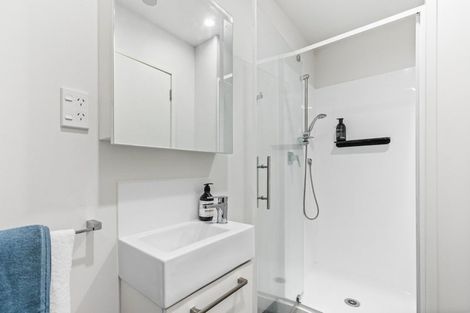 Photo of property in 203/160a Hobsonville Point Road, Hobsonville, Auckland, 0616