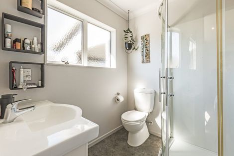 Photo of property in 6 Spritsail Place, Whitby, Porirua, 5024