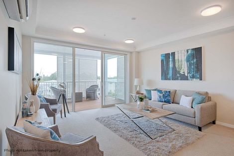 Photo of property in 279 Hibiscus Drive, Orewa, 0931