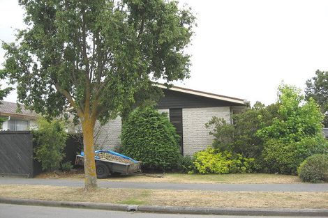 Photo of property in 3 Genista Place, Parklands, Christchurch, 8083