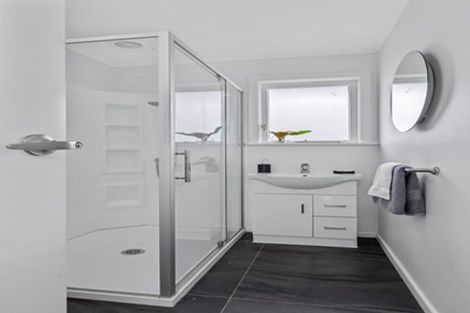 Photo of property in 630 Te Atatu Road, Te Atatu Peninsula, Auckland, 0610