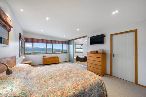 Photo of property in 2 Arakan Way, Khandallah, Wellington, 6035