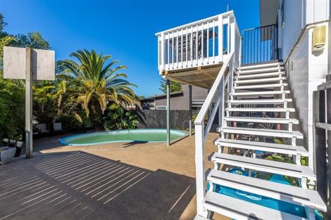Photo of property in 79 Glamorgan Drive, Torbay, Auckland, 0630