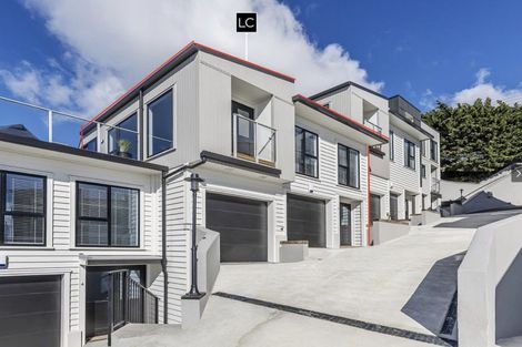 Photo of property in 25u3 Thane Road, Roseneath, Wellington, 6011