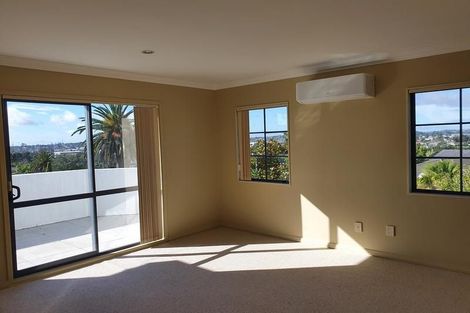 Photo of property in 1 San Angelo Court, Henderson, Auckland, 0612