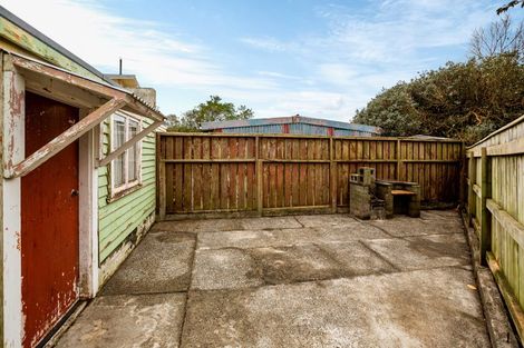 Photo of property in 296 Main Road, Tawa, Wellington, 5028