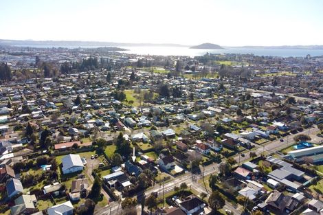 Photo of property in 219 Malfroy Road, Utuhina, Rotorua, 3015