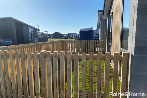 Photo of property in 5 Dexter Way, Papamoa, 3118