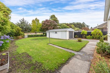 Photo of property in 16 Waipara Street, Cracroft, Christchurch, 8025