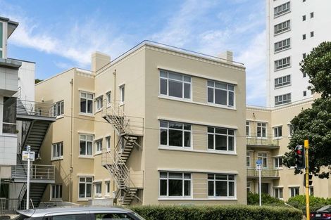 Photo of property in Fountain Court, 48u5 Oriental Parade, Oriental Bay, Wellington, 6011