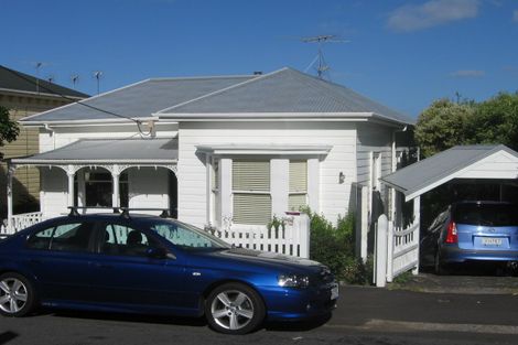 Photo of property in 2 St Aubyn Street, Devonport, Auckland, 0624