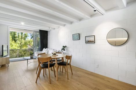 Photo of property in 15/73 Princes Street, Northcote Point, Auckland, 0627