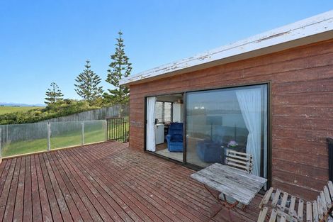 Photo of property in 28 Nasmyth Street, Kakanui, Oamaru, 9495