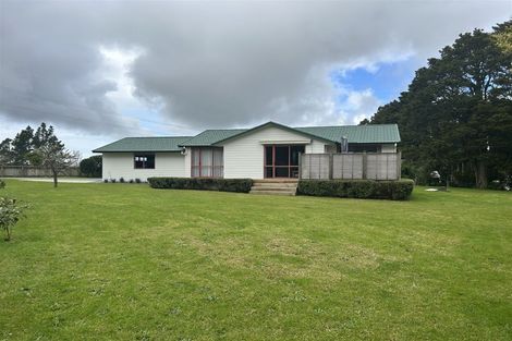 Photo of property in 2 Estaugh Close, Kauri, Kamo, 0185