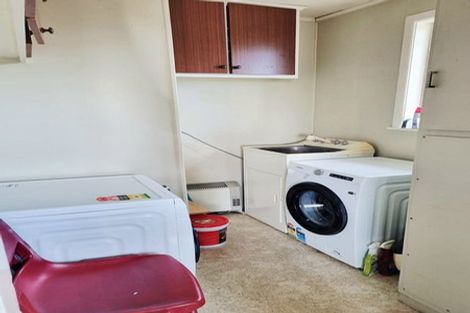 Photo of property in 23 Arrow Road, Forrest Hill, Auckland, 0620