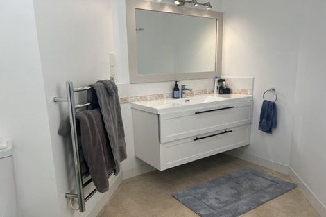 Photo of property in 16b Gemini Place, Kawaha Point, Rotorua, 3010