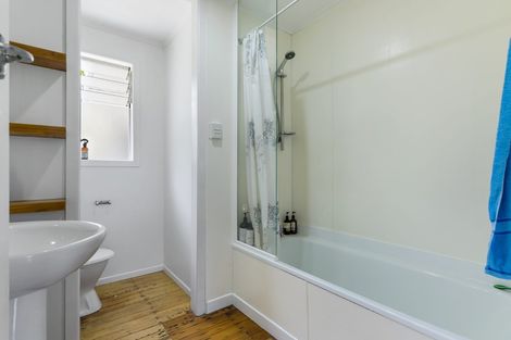 Photo of property in 41 Brandon Road, Glen Eden, Auckland, 0602