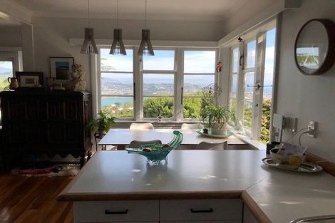 Photo of property in 25 Alexandra Road, Roseneath, Wellington, 6021