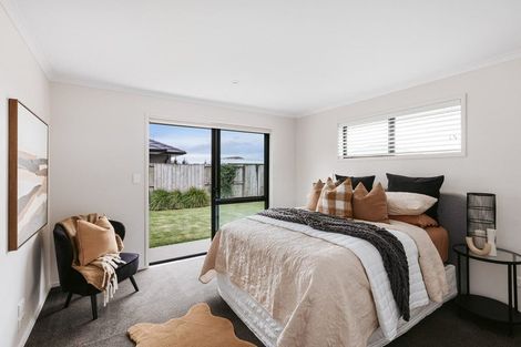 Photo of property in 10 Fearnley Grove, Pyes Pa, Tauranga, 3112