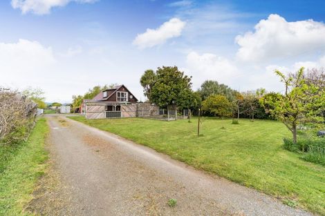 Photo of property in 32 Pioneer Highway, Awapuni, Palmerston North, 4412