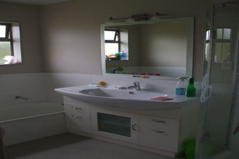 Photo of property in 15 Sophies Way, Papamoa Beach, Papamoa, 3118