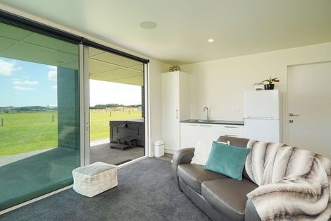 Photo of property in 89 Sunrise Drive, Seaward Bush, Invercargill, 9812