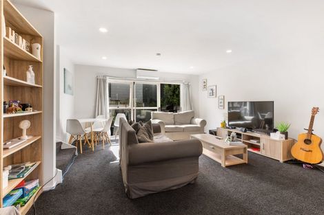 Photo of property in 1/206 Manuka Road, Bayview, Auckland, 0629