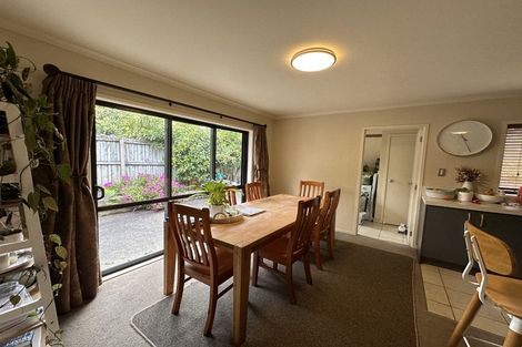 Photo of property in 28 Seamount Drive, Red Beach, 0932