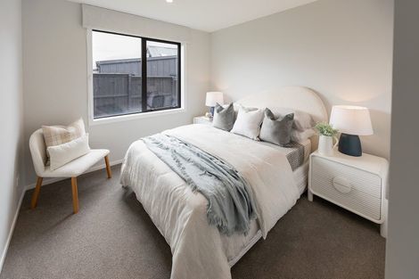 Photo of property in 1 Metoriti Crescent, Karaka, 2124