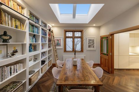 Photo of property in 56 Overtoun Terrace, Hataitai, Wellington, 6021