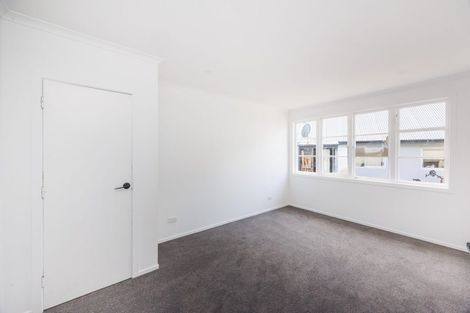 Photo of property in 73 Rangiora Avenue, Roslyn, Palmerston North, 4414