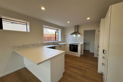 Photo of property in 2 Pyatt Place, Redwood, Christchurch, 8051