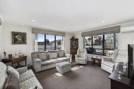 Photo of property in 92 Beerescourt Road, Beerescourt, Hamilton, 3200