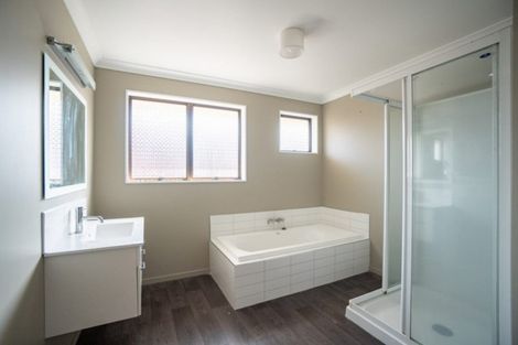 Photo of property in 17 Fiona Crescent, Feilding, 4702