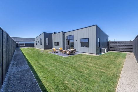 Photo of property in 12 Steggall Road, Rangiora, 7400